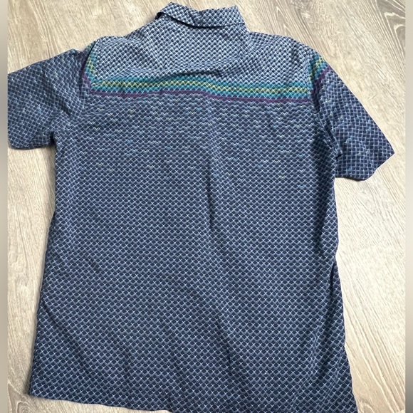 Tommy Bahama Island Modern Fit Button Silk Blend Shirt- Medium - Picture 5 of 8